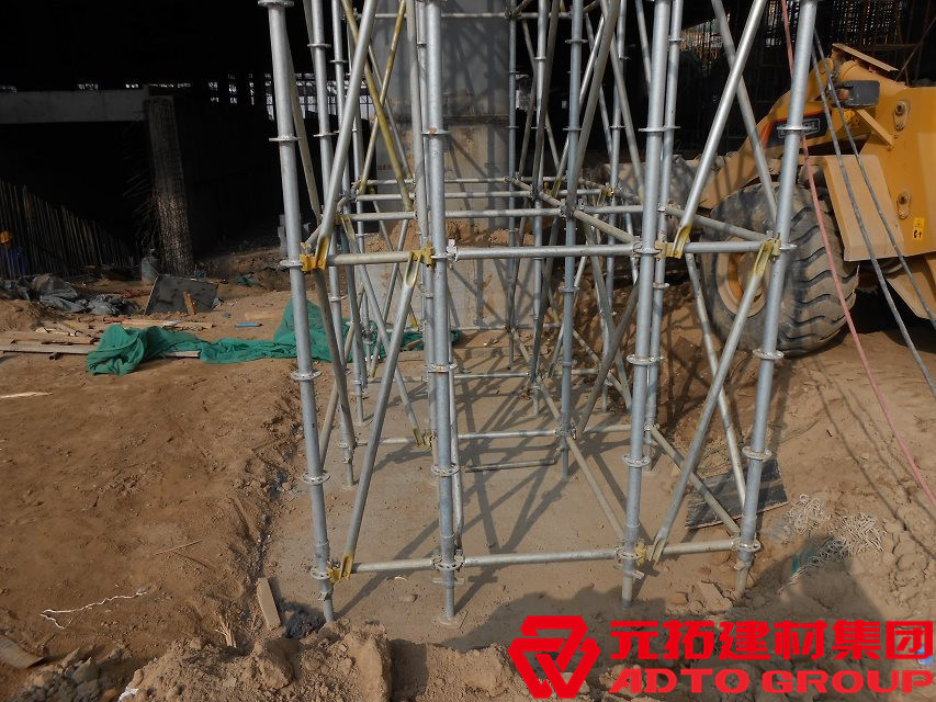 盤扣式腳手架出租多少錢一噸？