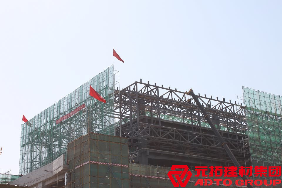 重慶盤(pán)扣式腳手架電話多少？盤(pán)扣式腳手架一個(gè)平方用的多少材料？